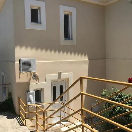 شقة Maisonette Sea View , فينيكونتا