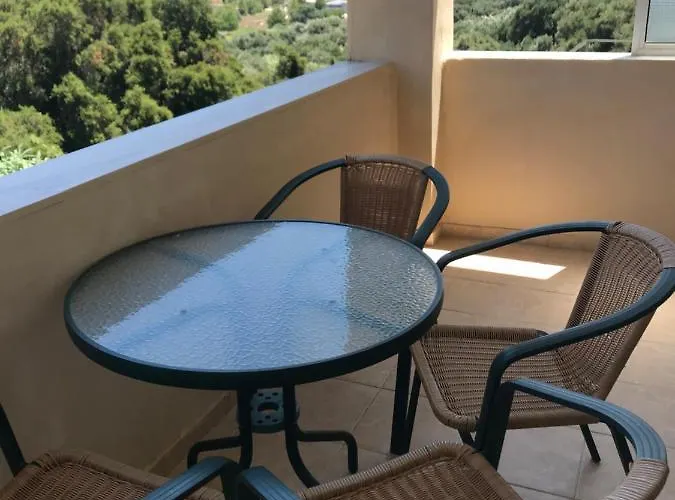 Maisonette Sea View , * Finikounta