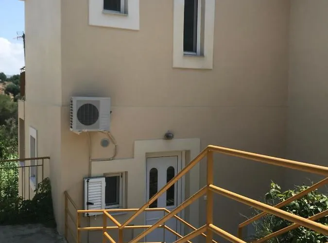 Maisonette Sea View , * Finikounta